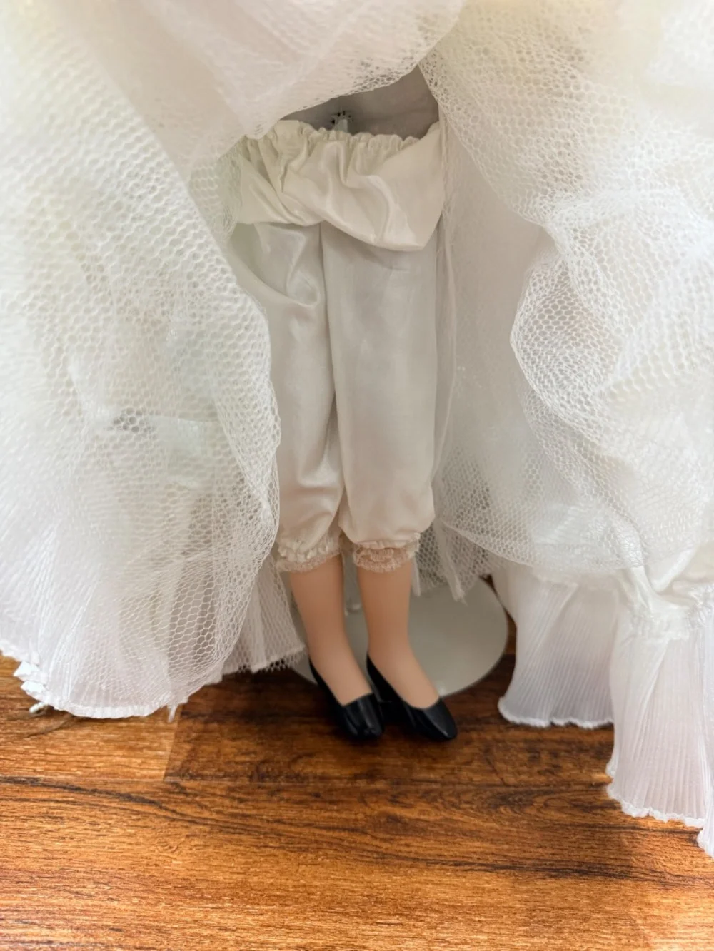 J. MISA COLLECTION Porcelain Bridal Doll